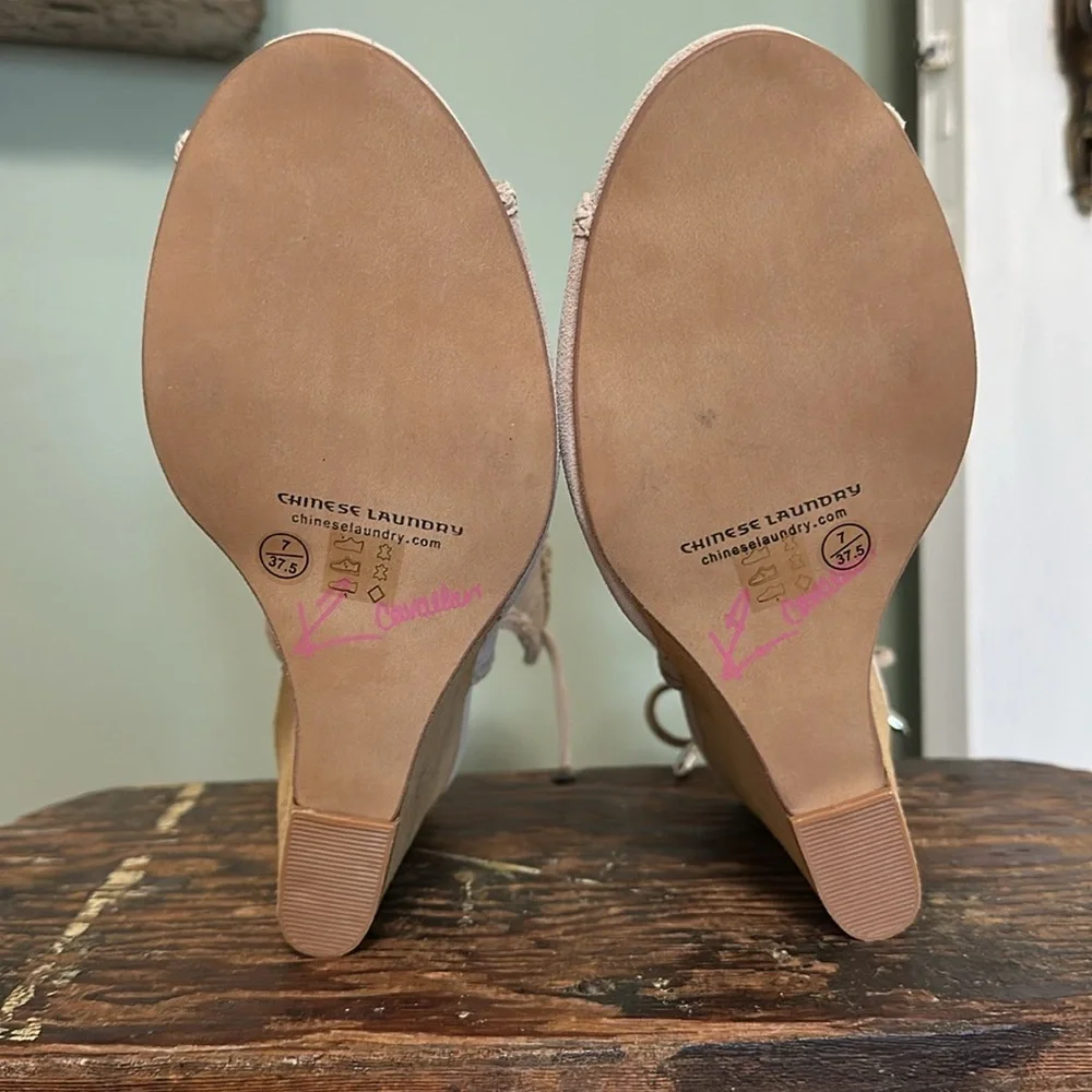 Kristin Cavallari Chinese Laundry Larox Mushroom Grey Suede Leather Wedges